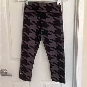 Alo Yoga airbrush capri leggings